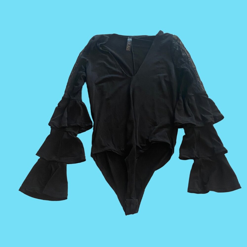 Black body suit flowy sleeves